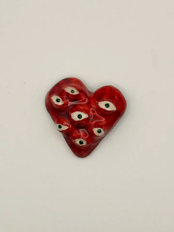 Heart shape pin with eyes (#2) by Mademoiselle Pippa