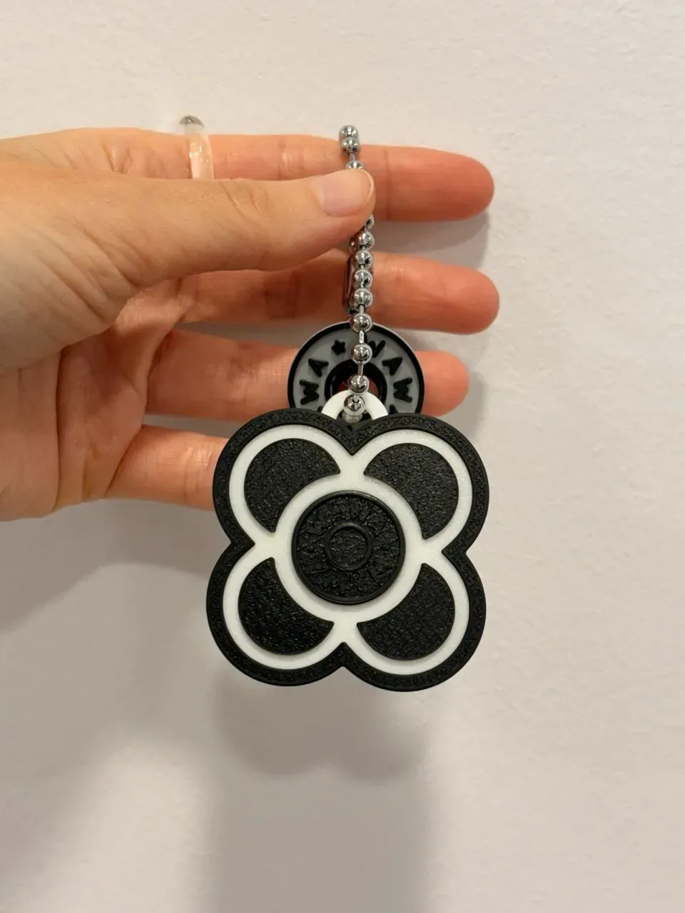 Clicker key chain - black with white, photo 2