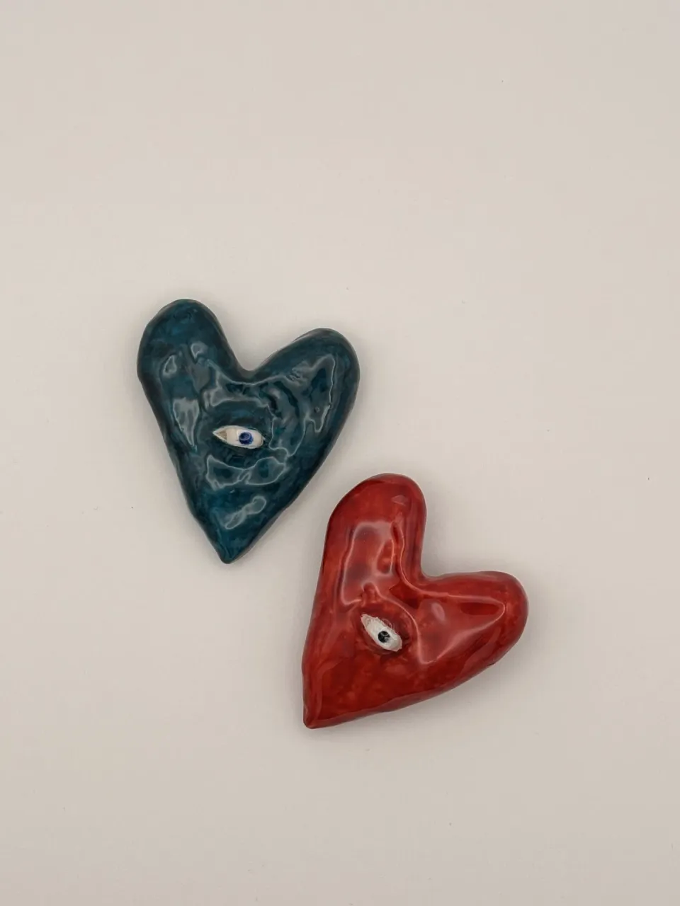 Heart shape pin with one eye blue (#7), photo 2