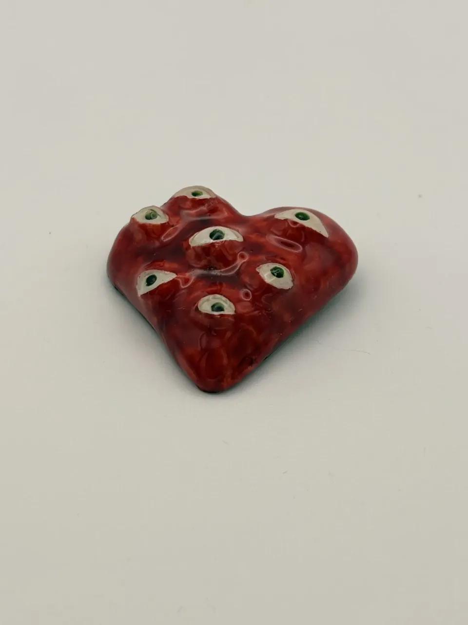 Heart shape pin with eyes (#2), photo 4