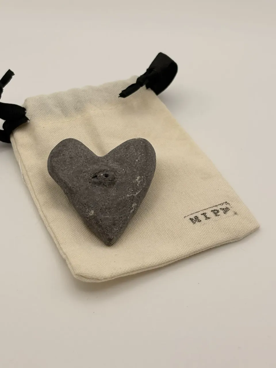 Heart shape pin with one eye (#9), photo 4