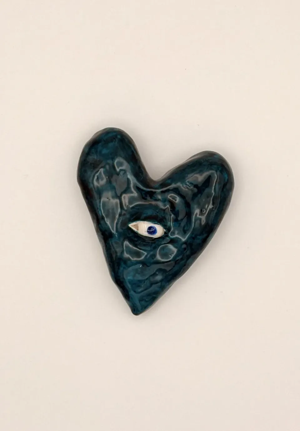 Heart shape pin with one eye blue (#7), photo 6